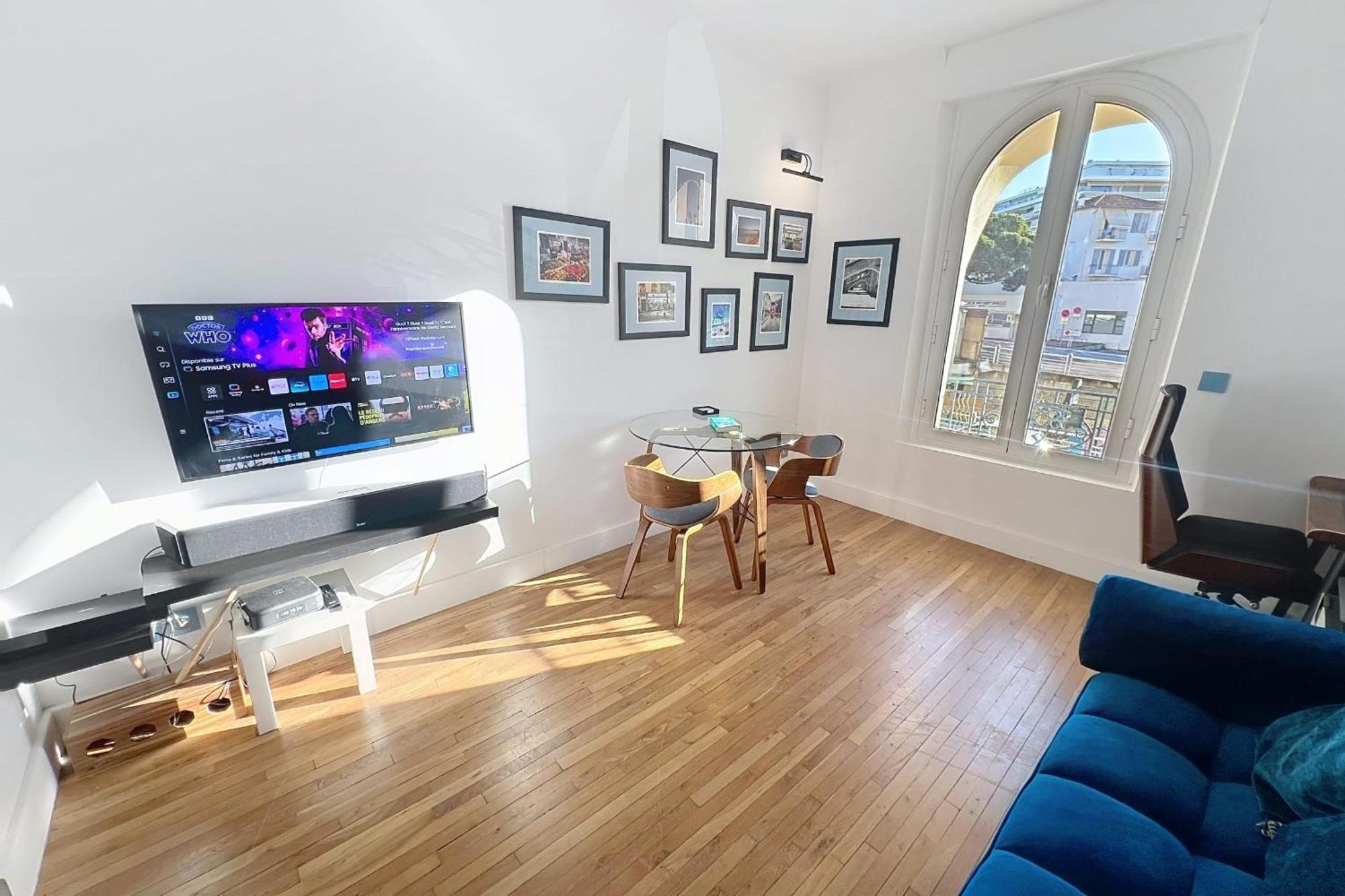 Appartement 50 Shades Of Blue Modern & Stylish Croisette 2mn Cannes